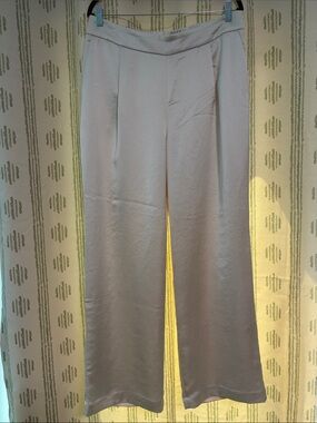 Express Women’s Elegant Cream Satin Wide-Leg High Rose Trouser